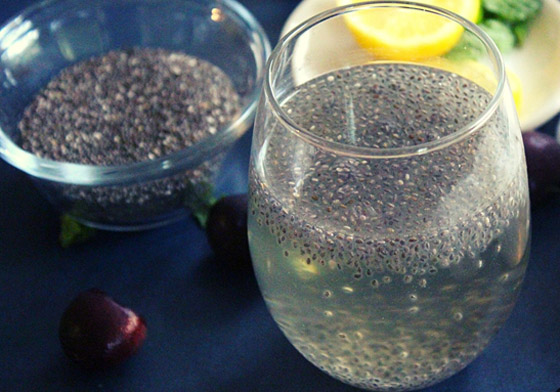 وصفة ماء بذور الشيا لبشرة متألقة خالية من البهتان صورة رقم 9 وصفة ماء بذور الشيا لبشرة متألقة خالية من البهتان صورة رقم 9