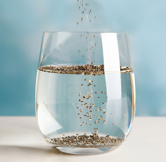 وصفة ماء بذور الشيا لبشرة متألقة خالية من البهتان صورة رقم 10 وصفة ماء بذور الشيا لبشرة متألقة خالية من البهتان صورة رقم 10