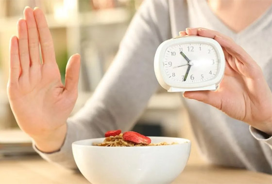 جرعة إنسولين يومية كافية.. ما هي فوائد الصيام المتقطع لمرضى السكري؟ صورة رقم 9