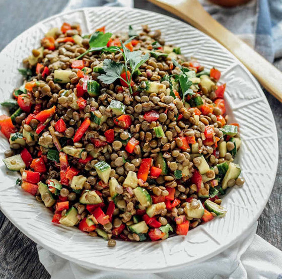 إليكم طريقة تحضير سلطة العدس الصحية واللذيذة بطريقة ولا أسهل صورة رقم 8 إليكم طريقة تحضير سلطة العدس الصحية واللذيذة بطريقة ولا أسهل صورة رقم 8