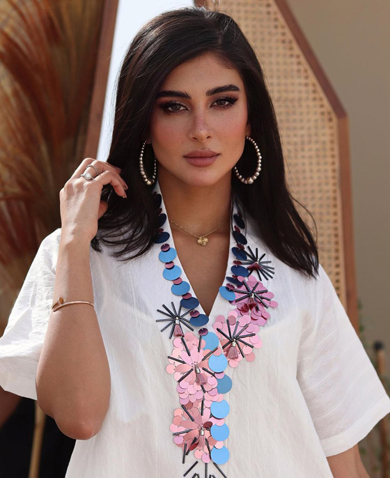 صور: أول فتاة سعودية تشارك في مسابقة ملكة جمال إيطاليا وتصل للنهائيات صورة رقم 9