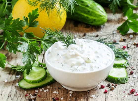 أكثر الصلصات الأمريكية شهرة.. طريقة تحضير الرانش صوص المميز صورة رقم 3