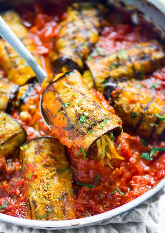 إليكم وصفة رولات الباذنجان بجبن البارميزان الطيبة للرجيم صورة رقم 6 إليكم وصفة رولات الباذنجان بجبن البارميزان الطيبة للرجيم صورة رقم 6