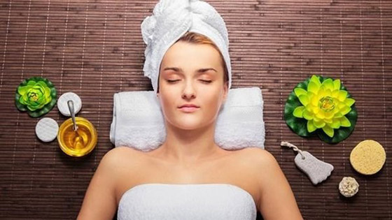 5 أقنعة طبيعية للعروس الباحثة عن بشرة مشرقة قبل الزفاف صورة رقم 2