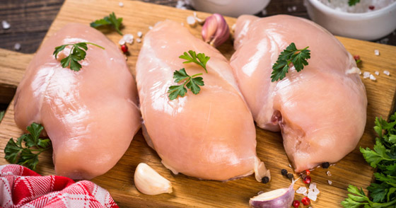 لا تغسلي الدجاج أبداً.. واتبعي هذه الخطوات عند طهيه صورة رقم 3