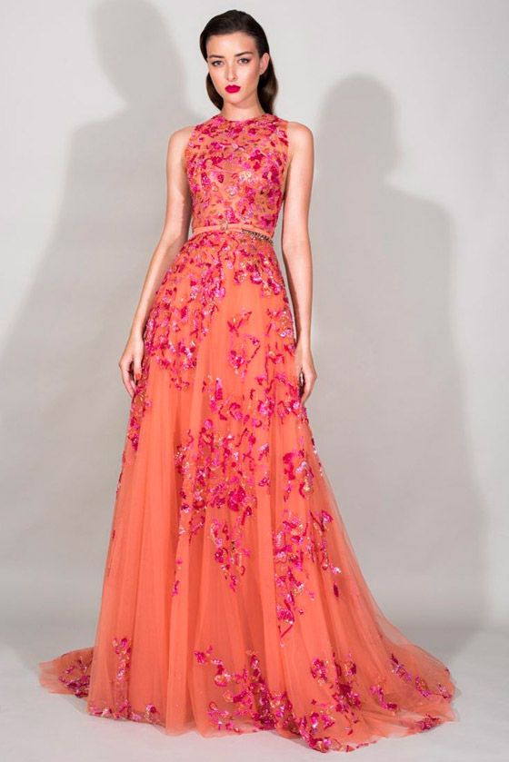 موضة ألوان فساتين صيف 2022.. إطلالة مبهجة صورة رقم 8