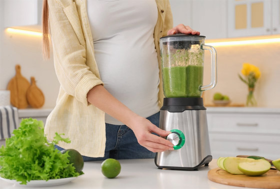 سهلة التحضير وتعالج الغثيان.. وصفات لذيذة لسموذي مثالي للمرأة الحامل صورة رقم 3 سهلة التحضير وتعالج الغثيان.. وصفات لذيذة لسموذي مثالي للمرأة الحامل صورة رقم 3