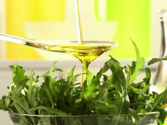 فوائد زيت الجرجير في تطويل الشعر صورة رقم 4