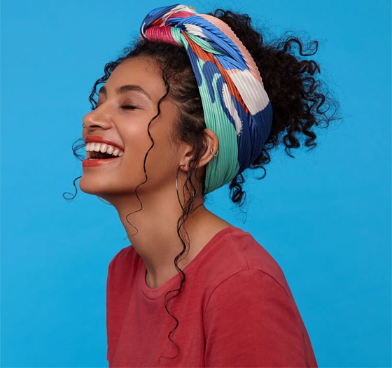 موجودة بمستحضرات العناية.. مكونات تؤذي الشعر المجعد صورة رقم 2 موجودة بمستحضرات العناية.. مكونات تؤذي الشعر المجعد صورة رقم 2