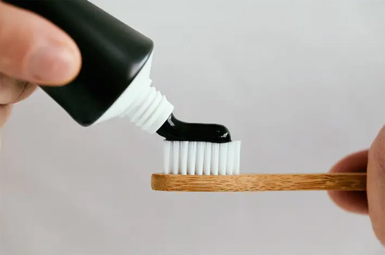 أحدها مفاجئ.. إليكم 5 أمور تسبب وجع الأسنان وتضر بهم صورة رقم 1 أحدها مفاجئ.. إليكم 5 أمور تسبب وجع الأسنان وتضر بهم صورة رقم 1