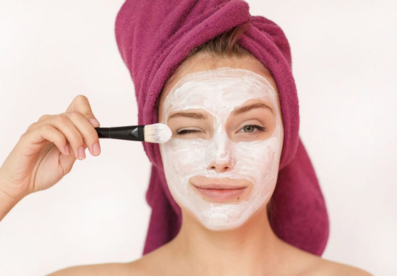 إليكم 3 خلطات صيفية بالزبادي للعناية بالبشرة والشعر صورة رقم 4 إليكم 3 خلطات صيفية بالزبادي للعناية بالبشرة والشعر صورة رقم 4