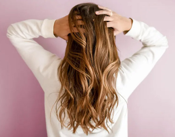 بعيدا عن الزراعة والكريمات.. 5 أغذية سحرية لشعر لامع صورة رقم 1