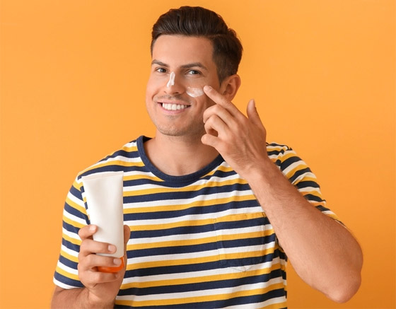 يحمي من الأشعة الضارة.. طريقة تحضير واقي الشمس الآمن في المنزل صورة رقم 1 يحمي من الأشعة الضارة.. طريقة تحضير واقي الشمس الآمن في المنزل صورة رقم 1