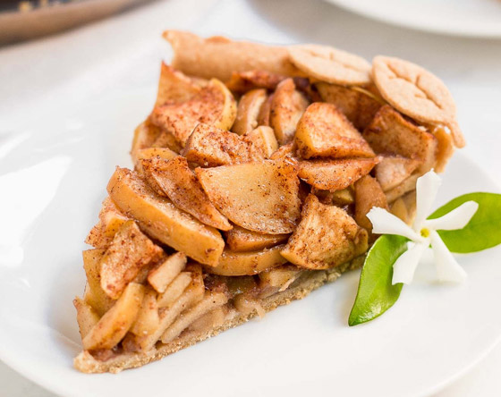 إليكم طريقة تحضير فطيرة التفاح الشهية للرجيم صورة رقم 5 إليكم طريقة تحضير فطيرة التفاح الشهية للرجيم صورة رقم 5