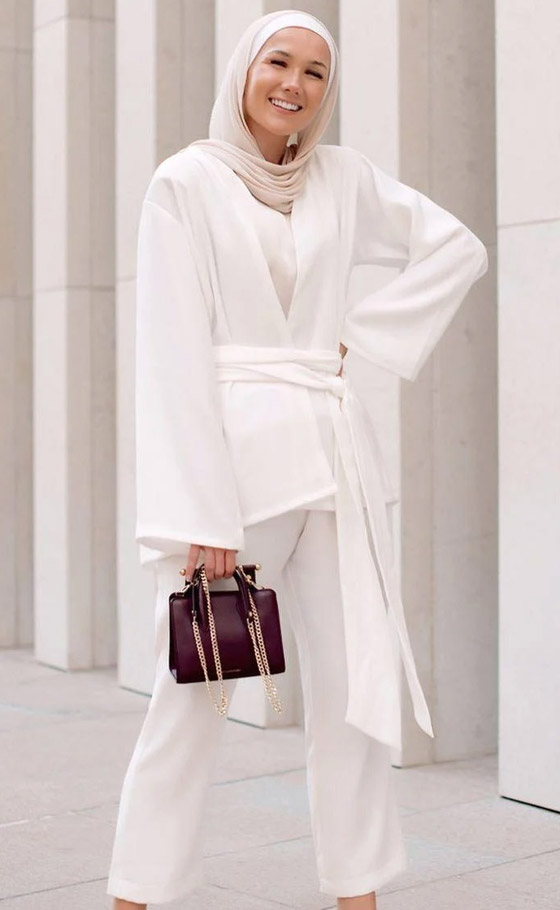 بالصور: إليكم أطقم واسعة لعيد الأضحى من الفاشينيستا المحجبات صورة رقم 1 بالصور: إليكم أطقم واسعة لعيد الأضحى من الفاشينيستا المحجبات صورة رقم 1