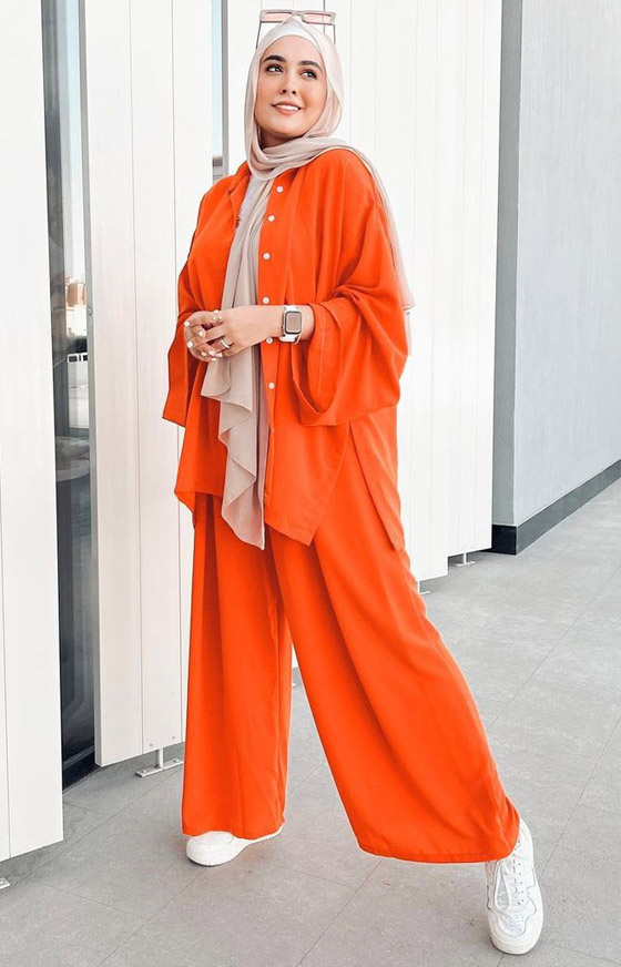 بالصور: إليكم أطقم واسعة لعيد الأضحى من الفاشينيستا المحجبات صورة رقم 7 بالصور: إليكم أطقم واسعة لعيد الأضحى من الفاشينيستا المحجبات صورة رقم 7