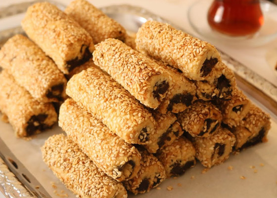 إليكم وصفة أصابع التمر بالسمسم الطيبة لمرضى السكري لضيافة العيد صورة رقم 4 إليكم وصفة أصابع التمر بالسمسم الطيبة لمرضى السكري لضيافة العيد صورة رقم 4