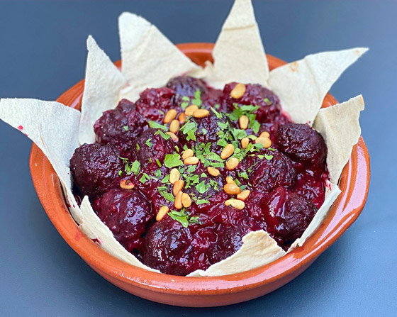 بمزيج من النكهات الشهية.. إليكم طريقة تحضير الكباب بالكرز الشهي صورة رقم 6 بمزيج من النكهات الشهية.. إليكم طريقة تحضير الكباب بالكرز الشهي صورة رقم 6