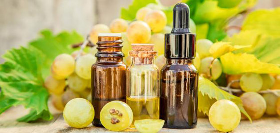 أضيفي زيت بذور العنب إلى روتين العناية بالبشرة صورة رقم 7