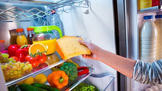 10 أطعمة تصبح مضرة إن بقيت خارج الثلاجة صورة رقم 1 10 أطعمة تصبح مضرة إن بقيت خارج الثلاجة صورة رقم 1