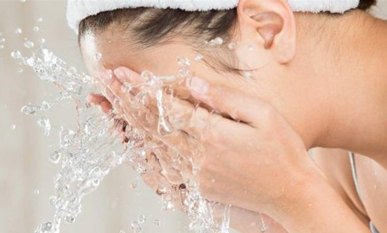 للملح تأثير سحري في بشرتك.. هل تجرؤين على استخدامه؟ صورة رقم 3