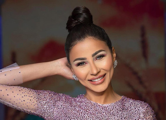 لإطلالة مُذهلة.. تسريحات مميزة لأخت العروس صورة رقم 3