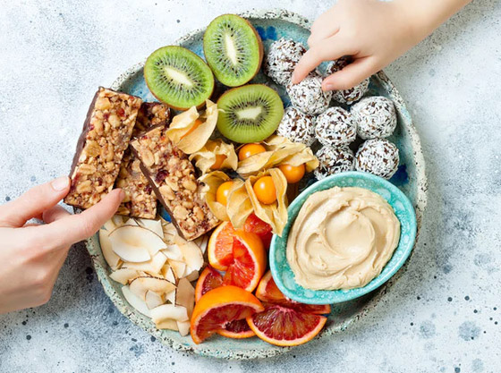 هل الوجبات الخفيفة مفيدة أم ضارة؟ وما هو تأثيرها على الوزن؟ صورة رقم 5 هل الوجبات الخفيفة مفيدة أم ضارة؟ وما هو تأثيرها على الوزن؟ صورة رقم 5