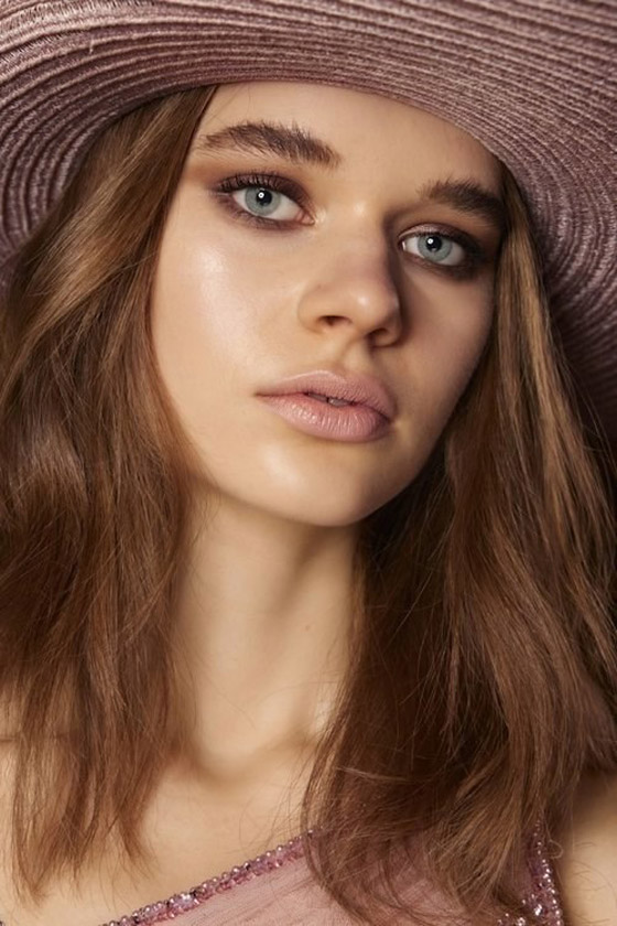 صيحة الحواجب المبعثرة في صيف 2022 صورة رقم 6