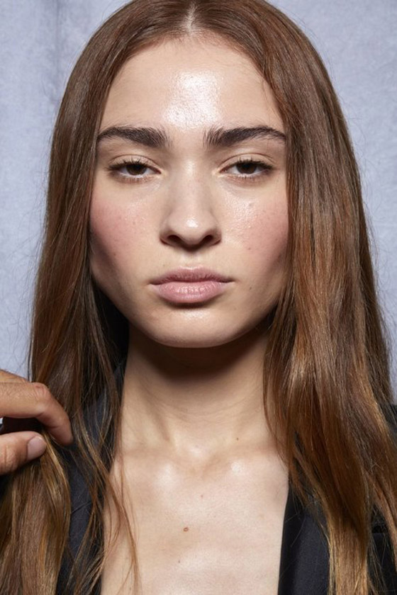 صيحة الحواجب المبعثرة في صيف 2022 صورة رقم 7