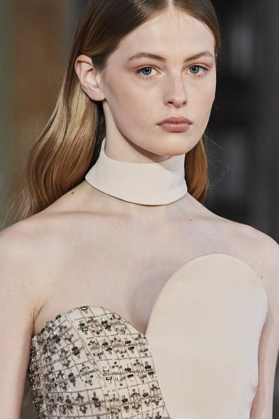 صيحة الحواجب المبعثرة في صيف 2022 صورة رقم 8