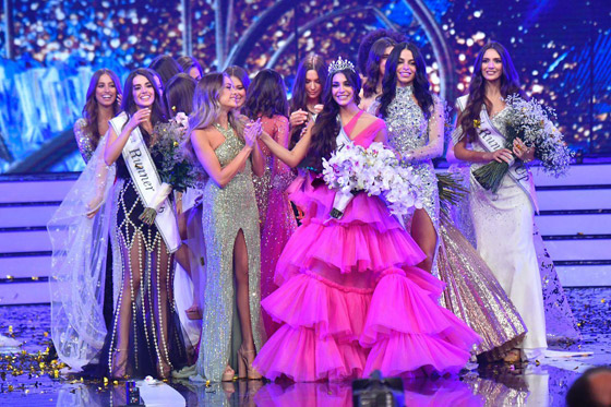 فيديو وصور ملكة جمال لبنان 2022 ياسمينا زيتون.. نانسي عجرم أشعلت الاجواء صورة رقم 14 فيديو وصور ملكة جمال لبنان 2022 ياسمينا زيتون.. نانسي عجرم أشعلت الاجواء صورة رقم 14