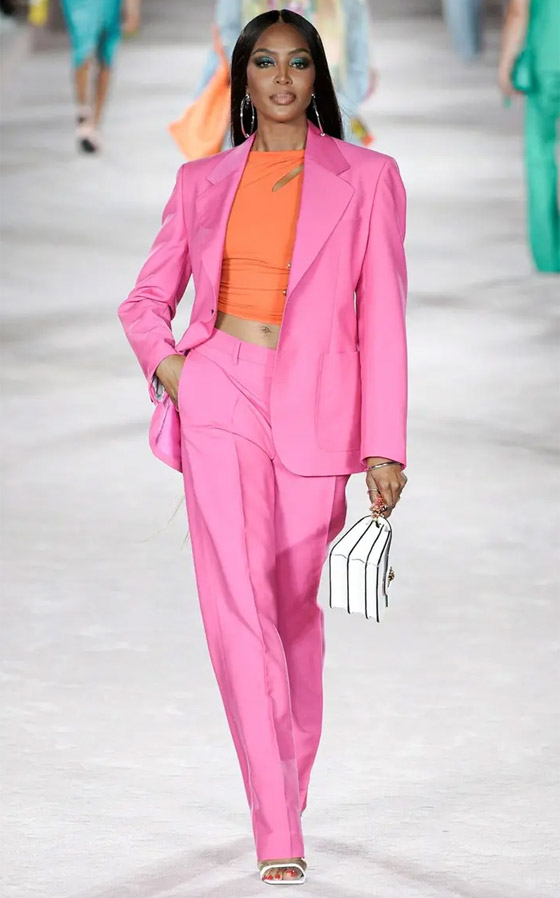 بالصور: هكذا يمكنك تنسيق الوردي مع الألوان الأخرى في أزيائك الصيفية صورة رقم 3 بالصور: هكذا يمكنك تنسيق الوردي مع الألوان الأخرى في أزيائك الصيفية صورة رقم 3