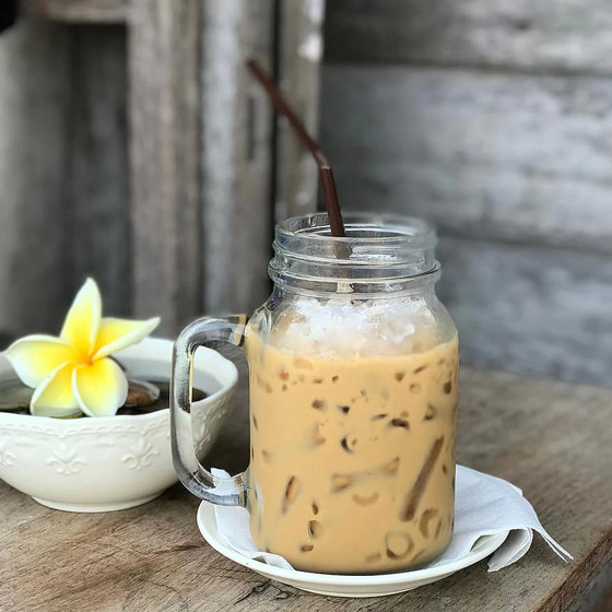 بخطوات بسيطة.. طريقة تحضير قهوة مثلجة خلال الصيف صورة رقم 2