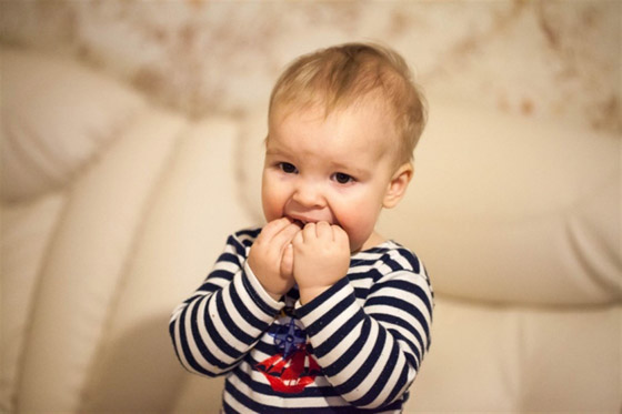 6 طرق فعالة لمنع عادة قضم الأظافر عند طفلكِ صورة رقم 1