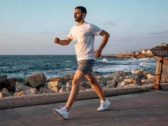 هل يمكن حرق الدهون وبناء العضلات عن طريق المشي فقط؟ صورة رقم 6 هل يمكن حرق الدهون وبناء العضلات عن طريق المشي فقط؟ صورة رقم 6