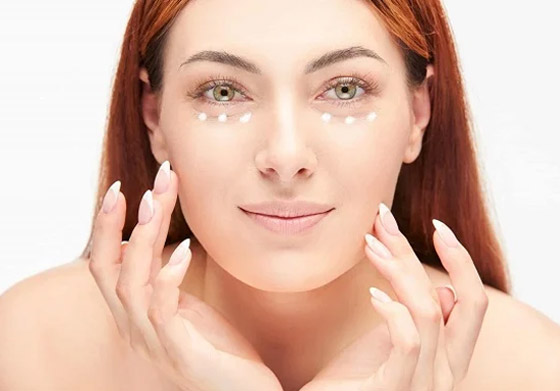 ما الذي يسبب الهالات السوداء تحت العين وكيف يتم معالجتها؟ صورة رقم 4 ما الذي يسبب الهالات السوداء تحت العين وكيف يتم معالجتها؟ صورة رقم 4