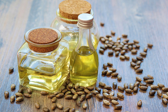 5 زيوت.. لشعر أطول وأقوى وأكثر لمعاناً صورة رقم 2 5 زيوت.. لشعر أطول وأقوى وأكثر لمعاناً صورة رقم 2