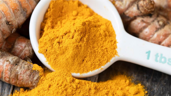 هل سمعت عن ماء الكركم؟ تعرف على الفوائد الصحية لتناوله يوميًا صورة رقم 7