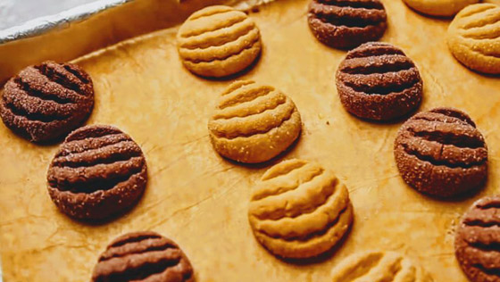 كيف تصنع 100 قطعة بسكويت لذيذة في 20 دقيقة صورة رقم 4