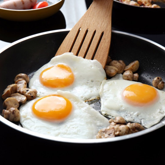 تعرف على ما يحدث للجسم عند تناول البيض يومياً صورة رقم 12