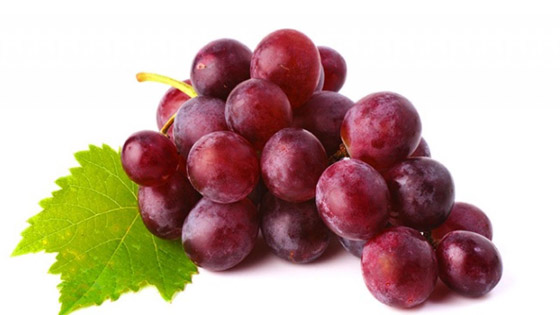 يحمي من الخرف ويخفض الكوليسترول.. تعرف على فوائد العنب صورة رقم 3