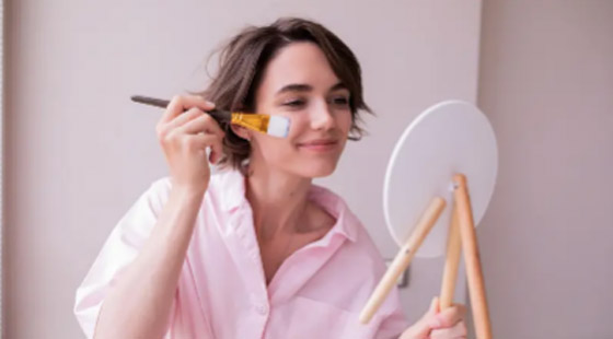 5 وصفات طبيعيّة جديدة تعمل على تعزيز شباب البشرة صورة رقم 1