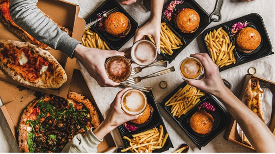 احذروا البيتزا والبرغر.. تزيد خطر الإصابة بهذا المرض صورة رقم 2