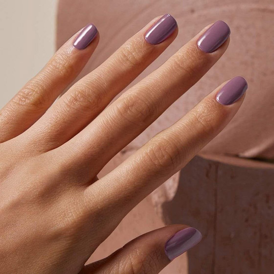 اتجاهات تصميم الأظافر اللطيفة.. عليكِ تجربتها في الخريف صورة رقم 8 اتجاهات تصميم الأظافر اللطيفة.. عليكِ تجربتها في الخريف صورة رقم 8