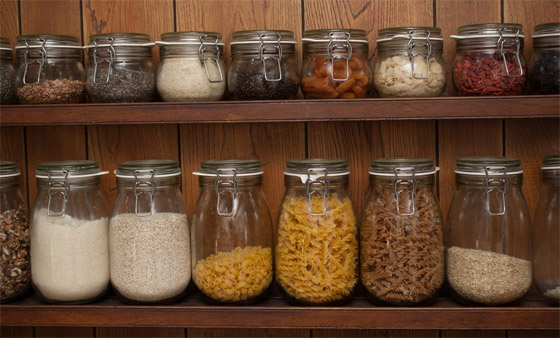 واحدة تسبب كارثة! هذه طريقة حماية المطبخ والمؤن المُخزنة من الحشرات صورة رقم 5 واحدة تسبب كارثة! هذه طريقة حماية المطبخ والمؤن المُخزنة من الحشرات صورة رقم 5