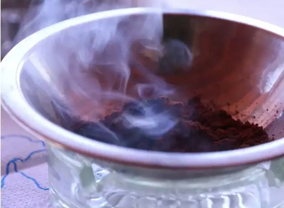 5 أفكار رائعة لإعادة استخدام بقايا القهوة صورة رقم 6 5 أفكار رائعة لإعادة استخدام بقايا القهوة صورة رقم 6