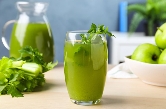 يزيل روائح الجسم الكريهة.. إليكم فوائد عصير البقدونس وطريقة تحضيره صورة رقم 1