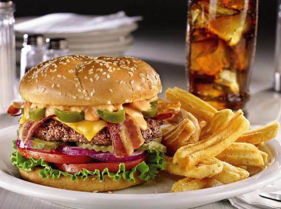 تعاني من ارتفاع الكوليسترول؟ تجنب هذه الأغذية صورة رقم 2