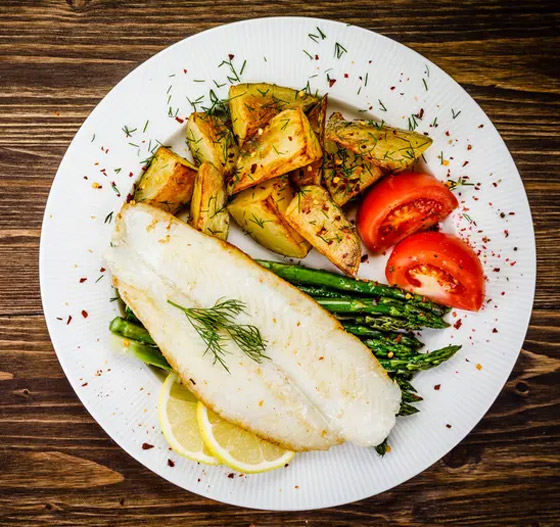 شرب الماء قبل الأكل.. إليكم 6 عادات تسرع حرق الدهون وإنقاص الوزن صورة رقم 4 شرب الماء قبل الأكل.. إليكم 6 عادات تسرع حرق الدهون وإنقاص الوزن صورة رقم 4