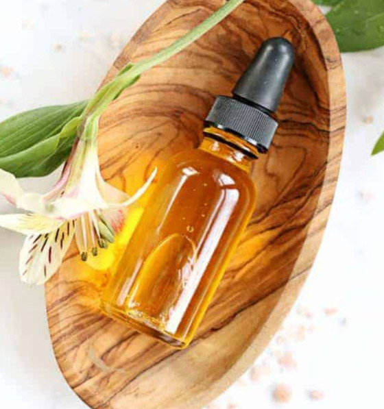 تقليل نمو شعر الجسم وتفتيح البشرة.. إليكم فوائد زيت بيض النمل صورة رقم 7 تقليل نمو شعر الجسم وتفتيح البشرة.. إليكم فوائد زيت بيض النمل صورة رقم 7